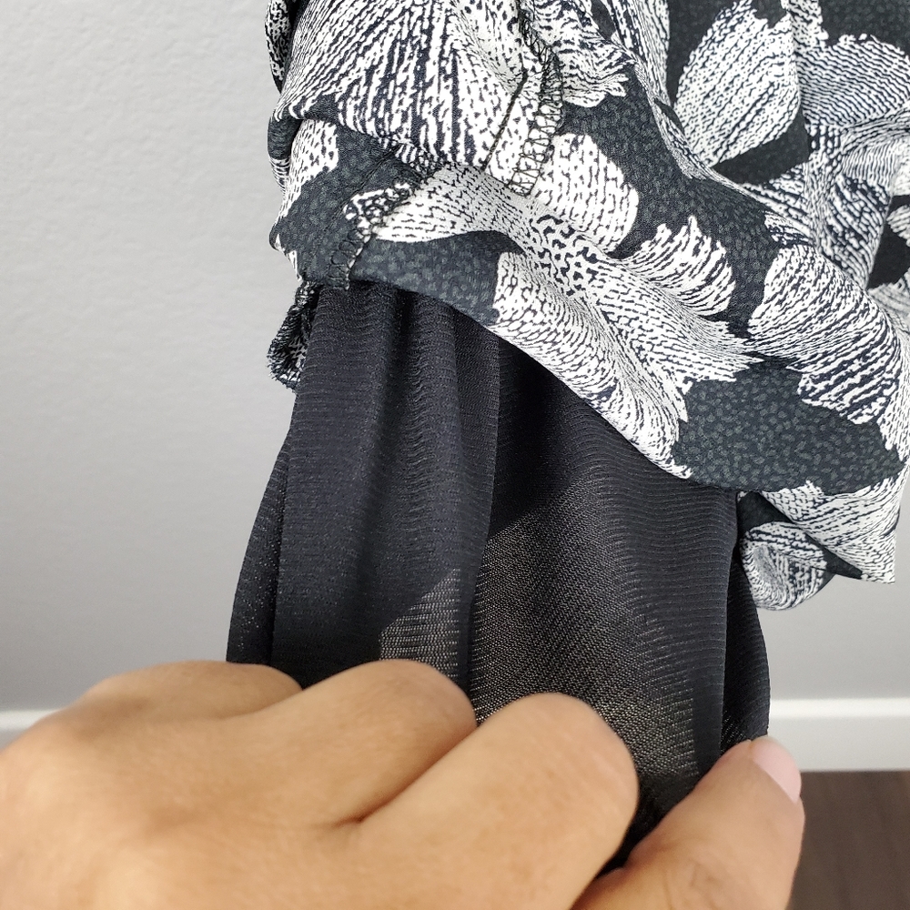 COLLECTIVE CONCEPTS DRESS - Picture 3 of 6
